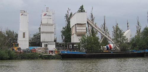 ready made concrete plant Sharpness canal