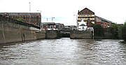 approach gloucester lock from severn