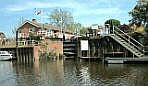 tewkesbury or avon lock